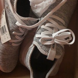 Addidas cloudfoam super lite